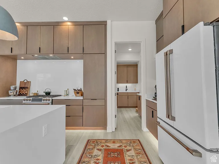 11609 S Dorian Dr — Photo 9