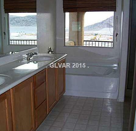 3rd image of 11905 Alava Ave