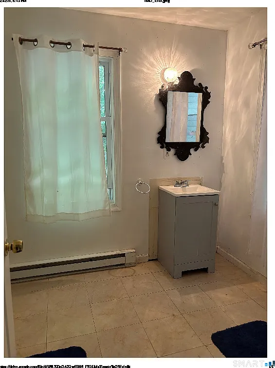 6 bed, 2.5 bath, 2532 sqft, $1,850 — Photo 3