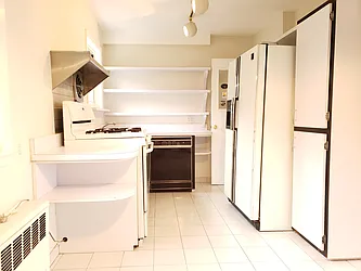 Rented by Astoria Realty