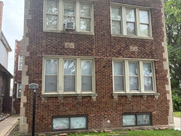 1615 E 83rd Pl #1