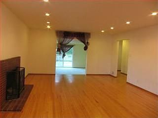4th image of 251 Lomita Ave
