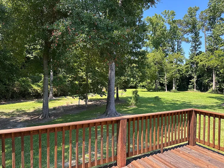 102 Brookhaven Dr — Photo 38