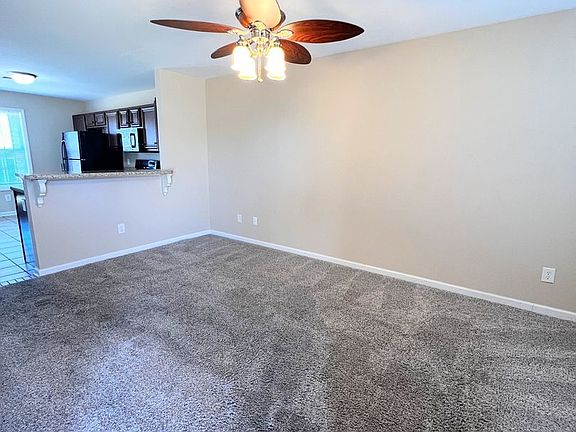 3rd image of 769 Cherrybark Ln APT C
