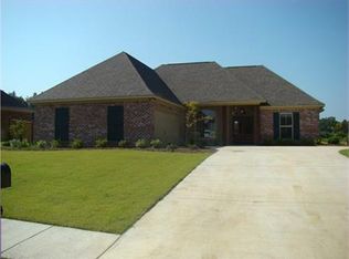 516 Belle Oak Pl, Brandon, MS 39042