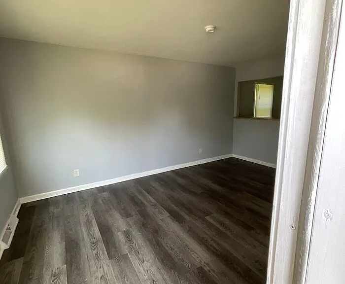 243 Edison Ave — Photo 9