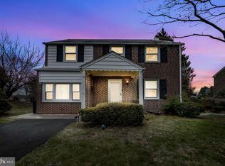 49 Dewey Rd, Cheltenham, PA 19012