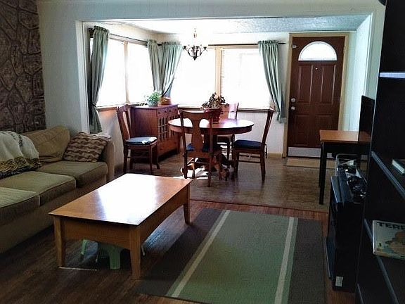 Looking Toward Dinette & Front Door