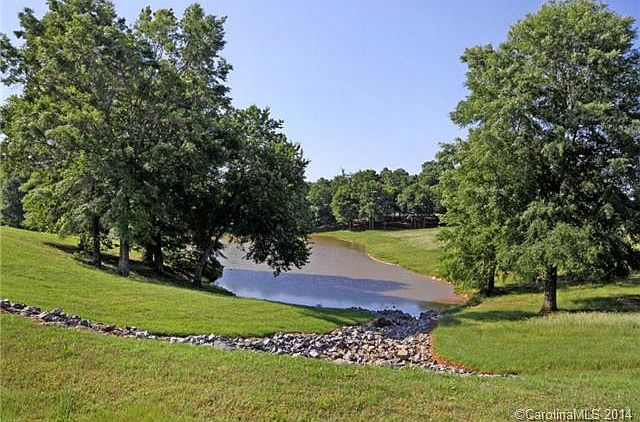 2nd image of 271 Sand Hills Ct