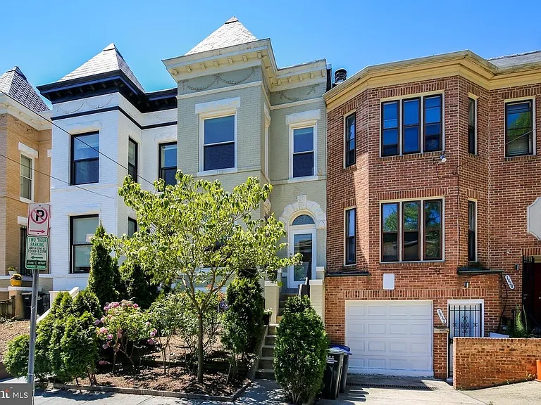 1628 Monroe St NW #A — Photo 1
