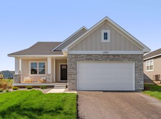 17985 Granite Ct, Lakeville, MN 55044