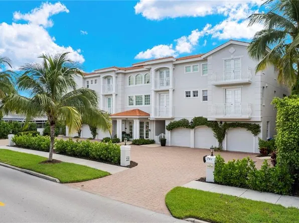 741 3rd ST S #5, NAPLES, FL 34102
