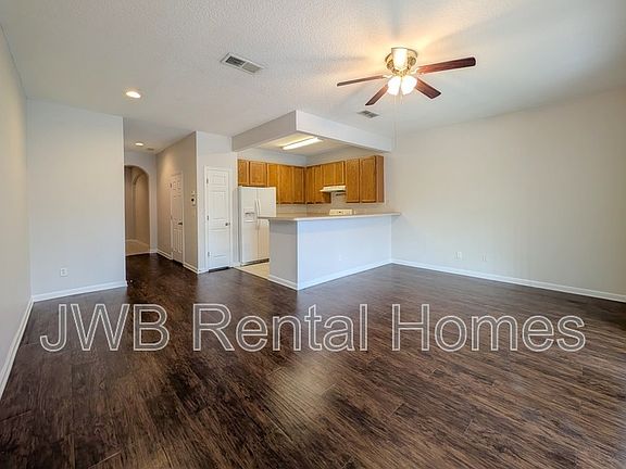 4th image of 5792 Sandstone Way