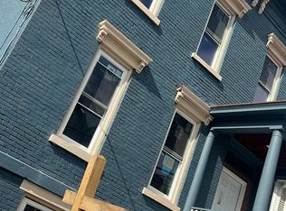 10 Brandt Pl, Amsterdam, NY 12010