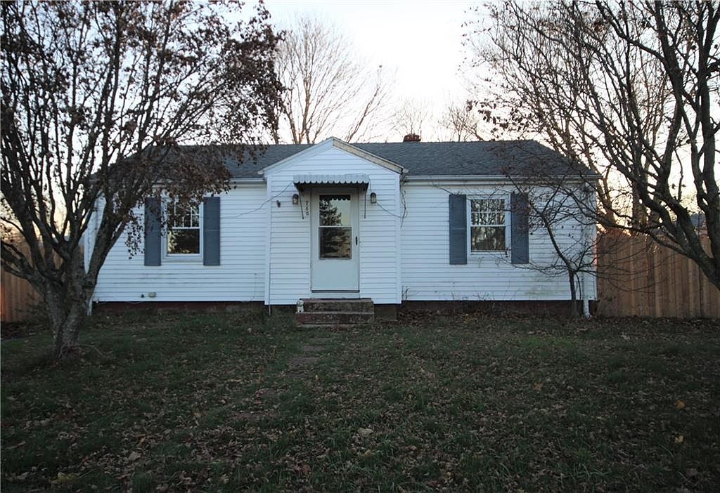 760 Strawberry Field Rd, Warwick, RI 02886 Zillow
