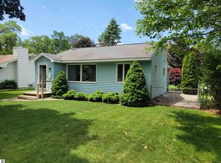 414 Davis St, Traverse City, MI 49686