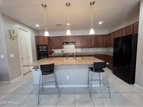2921 W BRIDGER Drive, San Tan Valley, AZ 85144