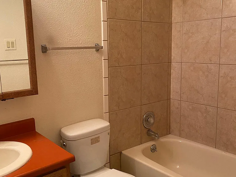 2109 N Queens Ave #C — Photo 6