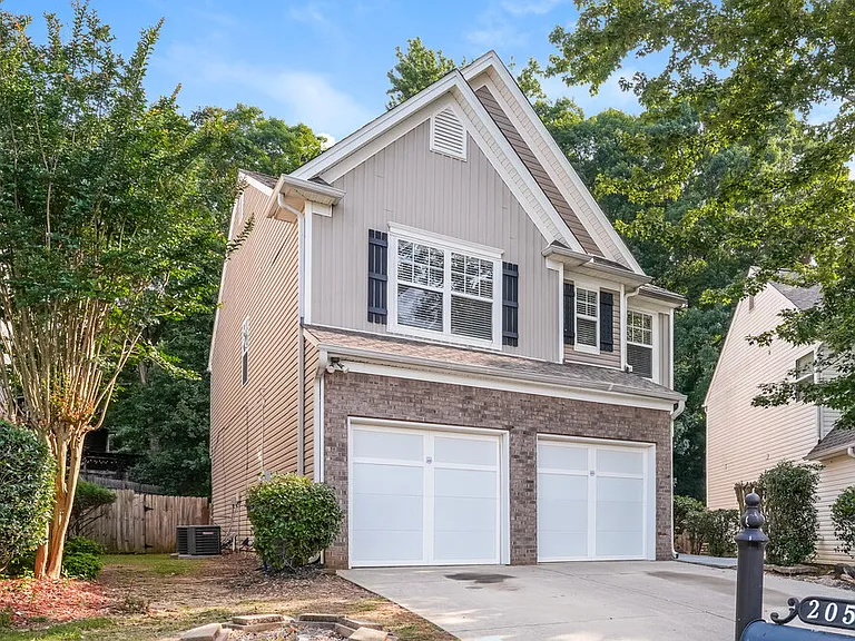 205 Cool Weather Dr — Photo 2