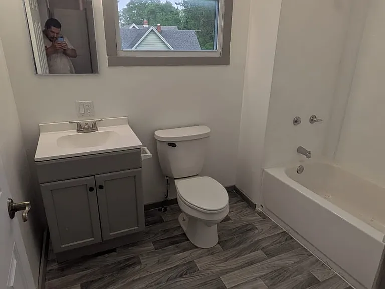 418 Harbor St #3 — Photo 2