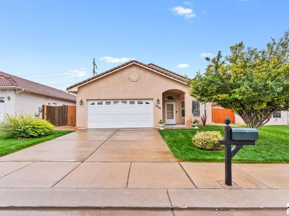 4828 Applecrest Dr, Pueblo, CO 81005