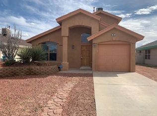 460 Valle Del Mar Dr, Socorro, TX 79927