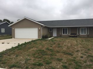 10 Meadow Ln, Stanley, ND 58784