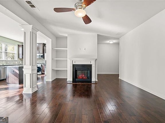 5th image of 4057 Princeton Lakes Way SW