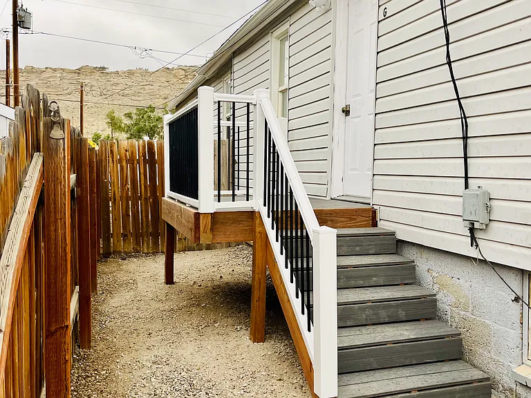 1008 McCarty Ave #G — Photo 9