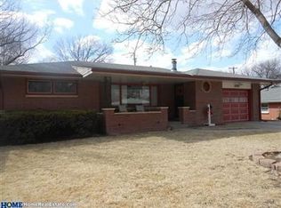 349 Orcutt Ave W, Lincoln, NE 68504
