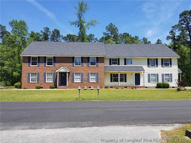 2401 Oak St #A — Photo 1