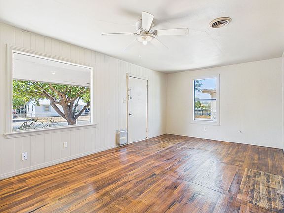 5th image of 106 N Virginia St