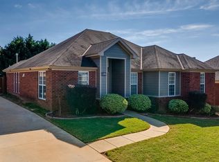 110 Turnberry Ct, Prattville, AL 36066
