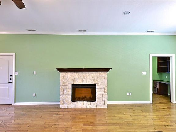 4th image of 4925 Durham Cir