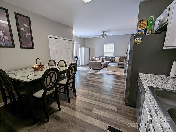 4th image of 7120 Somerset Springs Dr #B