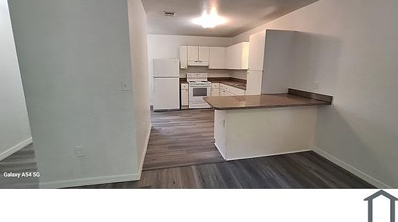 3rd image of 674 NW 46th St