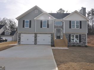 5336 Lawson Lake Dr, Gainesville, GA 30506