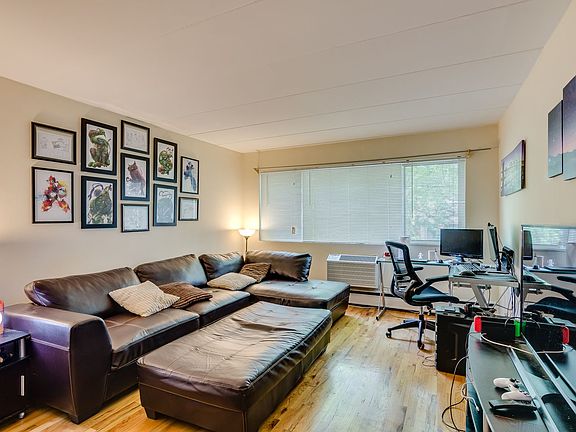 5th image of 2645 W Carmen Ave APT 101