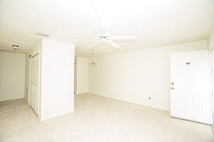 1st image of 901 SE 8th Ter APT 1