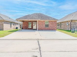 122 Sagewood Dr, Thibodaux, LA 70301