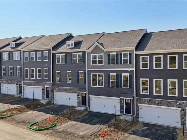 227 Truth Cir, Harmony, PA 16037