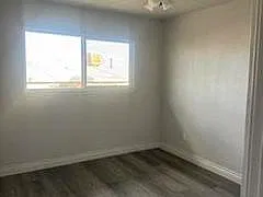 939 E Navajo St #939