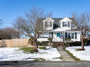 35 Sheridan Ave, Congers, NY 10920