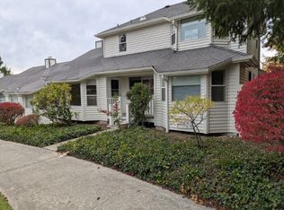 9757 Spinnaker Blvd NW, Silverdale, WA 98383