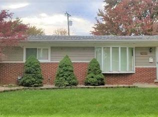 35633 Seville St, Clinton Township, MI 48035