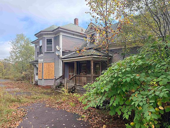 2nd image of 40 Lancaster Road