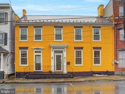 10 E Main St, Newville, PA, 17241