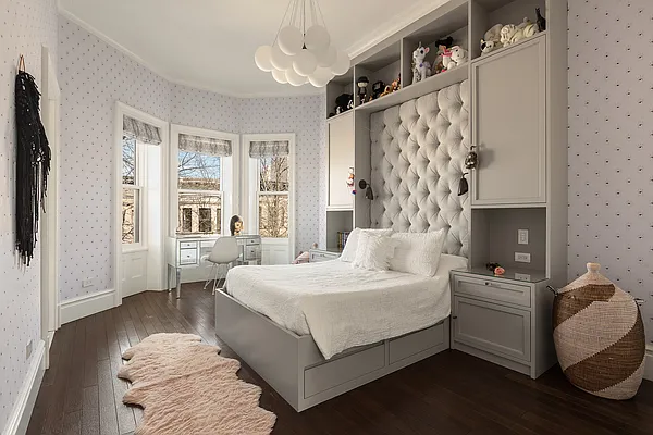 Sold by SERHANT. | media 23