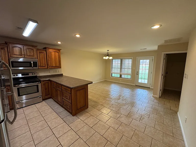 2640 Watson Dr — Photo 7