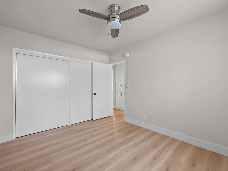 4958 N Maywood Ave #1A — Photo 12